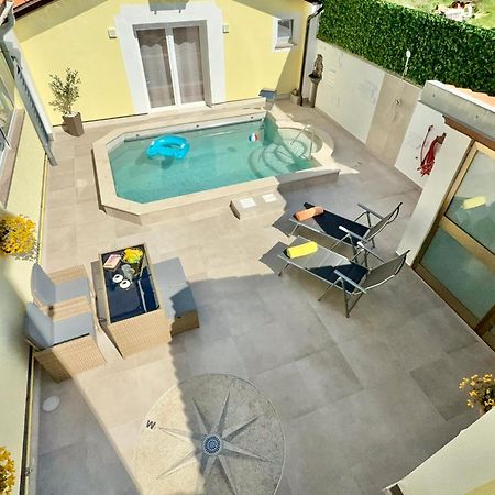 Poolside Studio Fažana エクステリア 写真