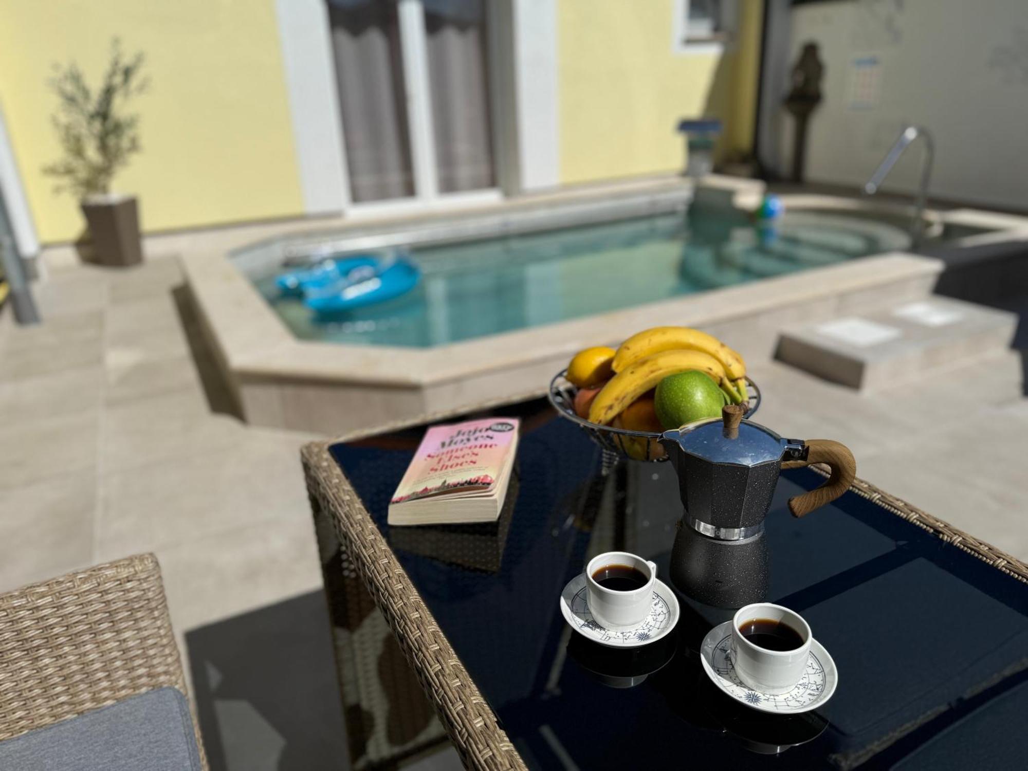 Poolside Studio Fažana エクステリア 写真
