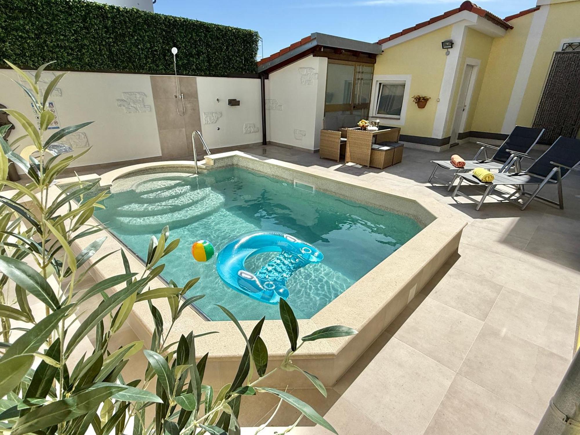 Poolside Studio Fažana エクステリア 写真